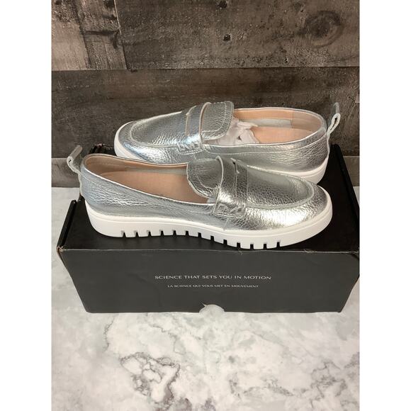 Vionic Womens 6 Silver Leather Uptown Loafer Slip On Shoes Casual Comfort LB7-25 - Picture 4 of 9